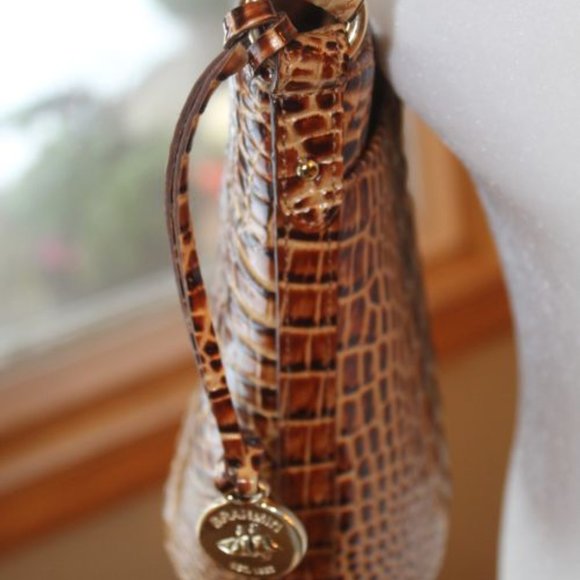 **AUTHENTIC** BRAHMIN MINI QUINN LEATHER CROSSBODY BUCKET BAG TOASTED ALMOND - Picture 6 of 9